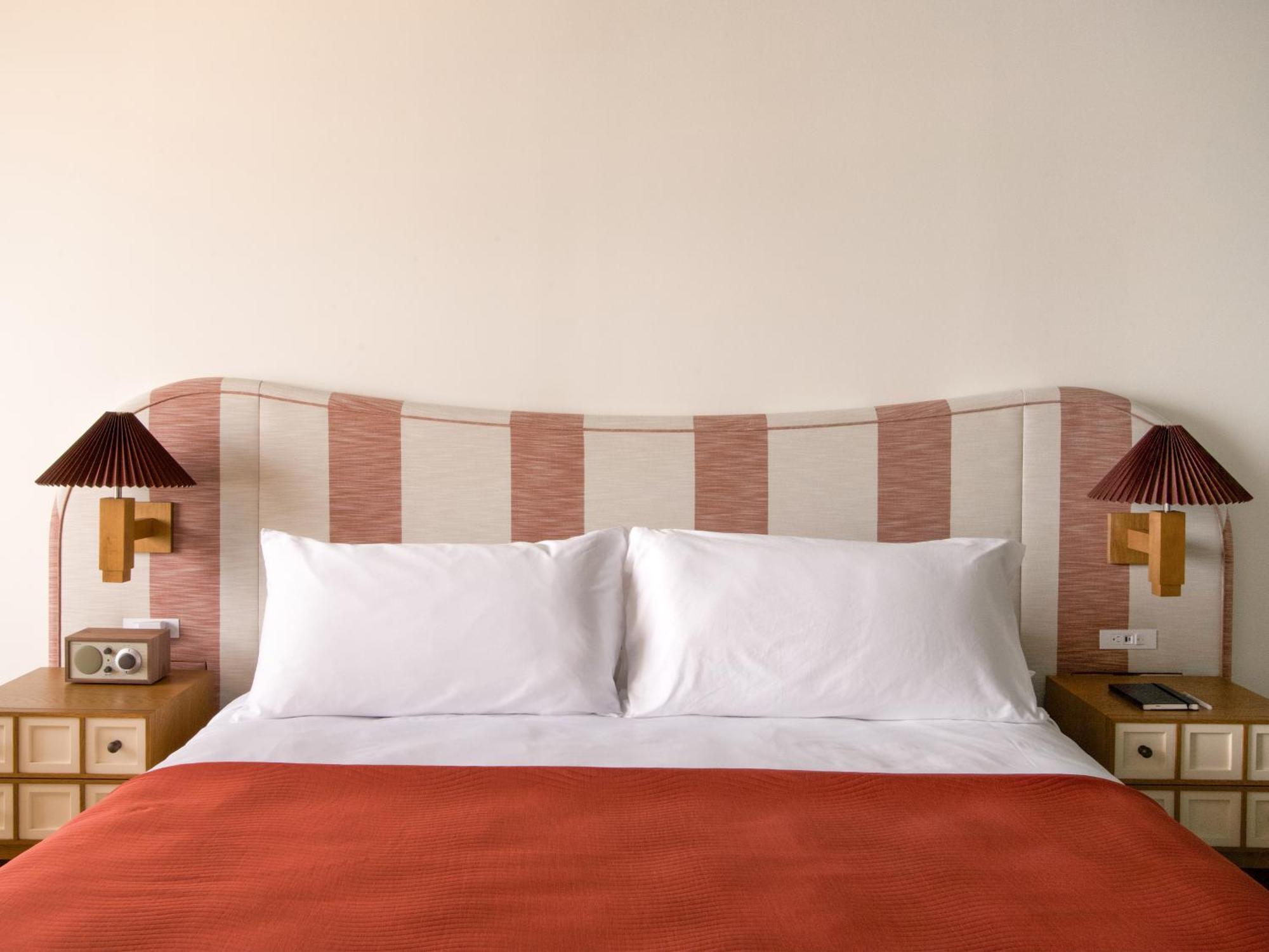 Trailborn Surf & Sound Hotel Райтсвил Бийч Екстериор снимка