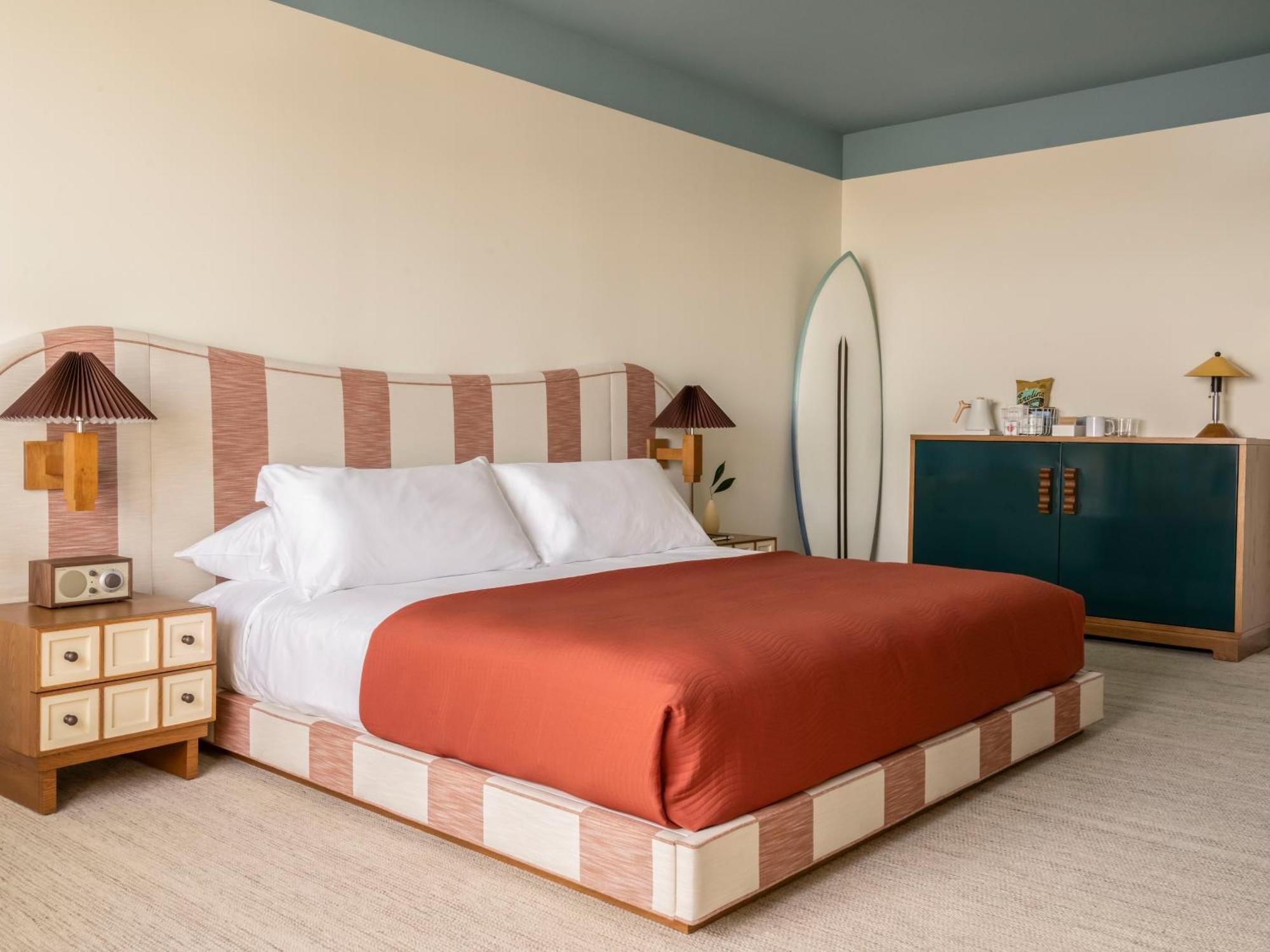 Trailborn Surf & Sound Hotel Райтсвил Бийч Екстериор снимка