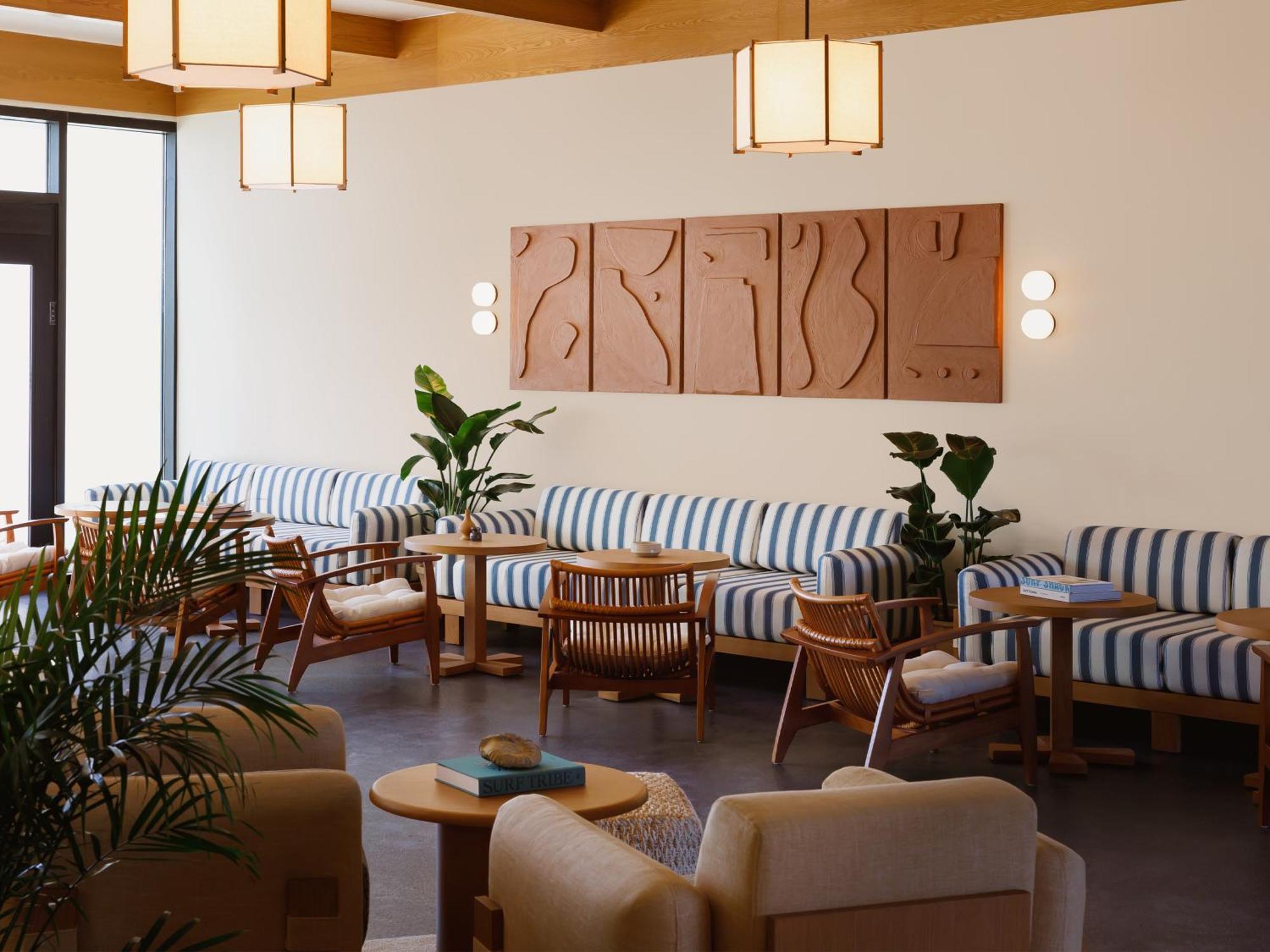 Trailborn Surf & Sound Hotel Райтсвил Бийч Екстериор снимка